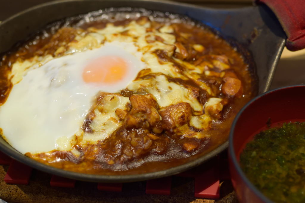 玉落ち焼きチーズチキンカレー