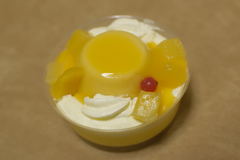 アップルマンゴープリンのアラモード