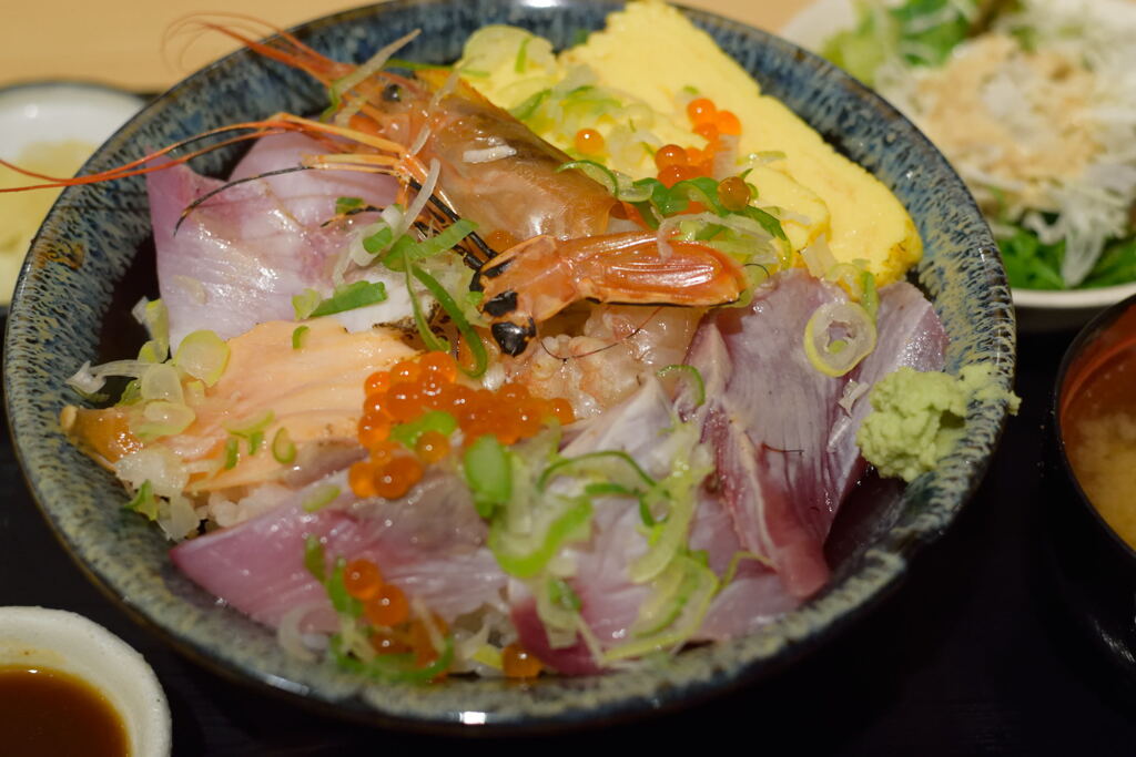 炙り海鮮丼