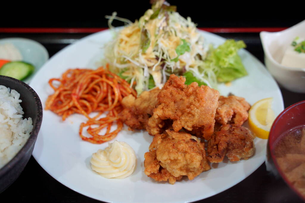 唐揚げ定食