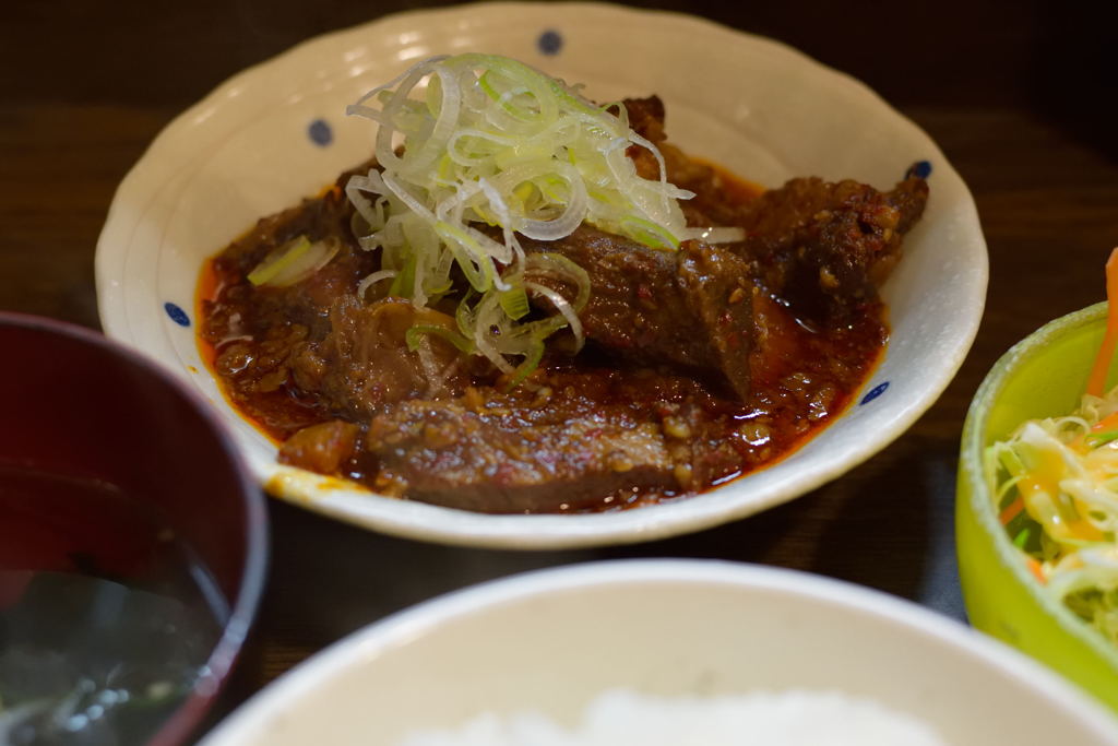 激辛牛すじ煮込定食