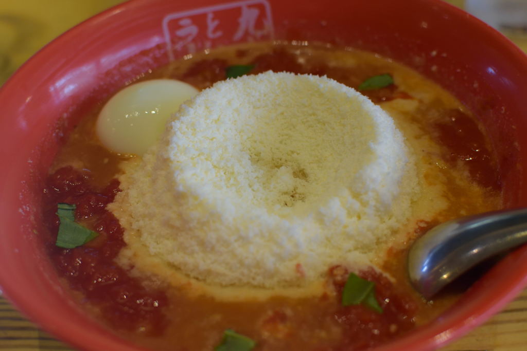 〇究トマトチーズラーメン