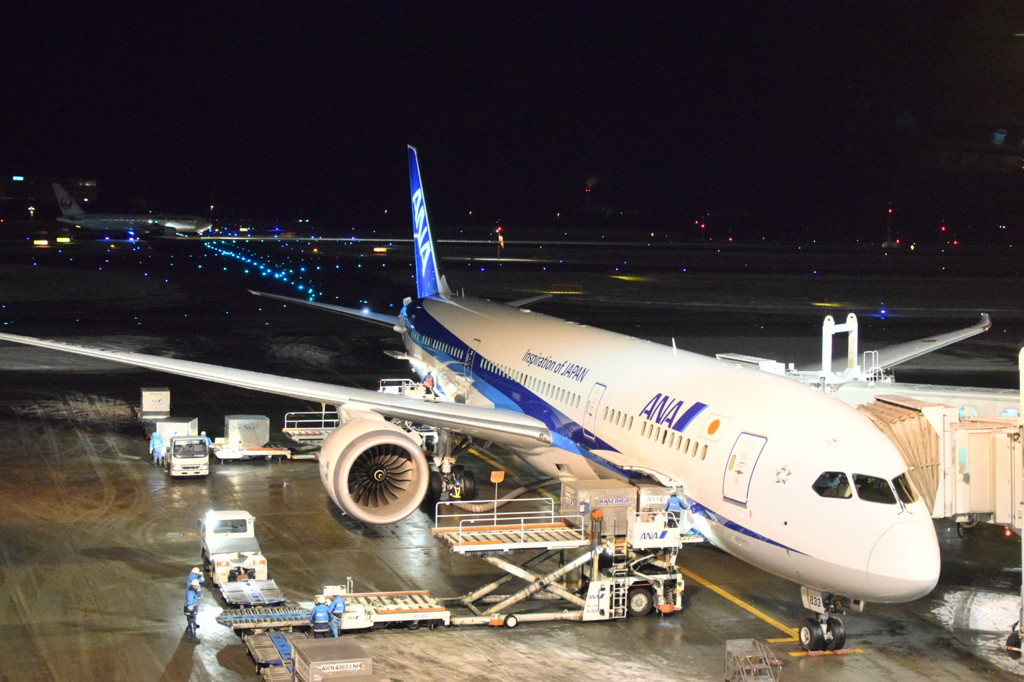 787-9