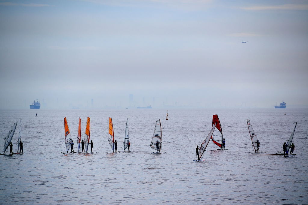 ウインドサーフィンの団体さん