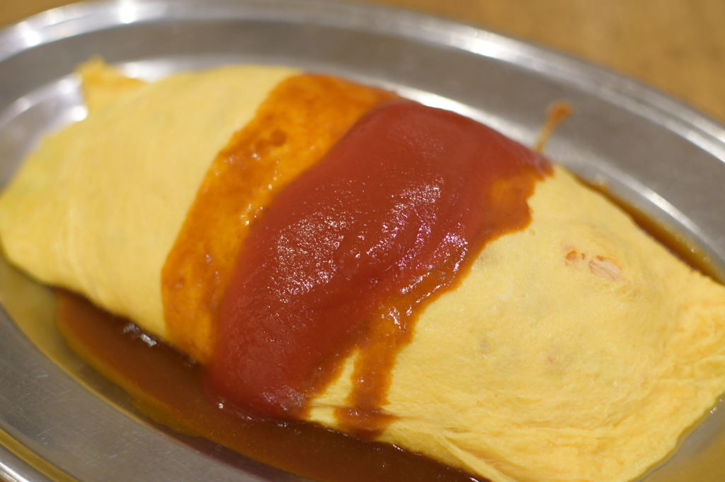 巻オムライス　特製コンビネーションソース