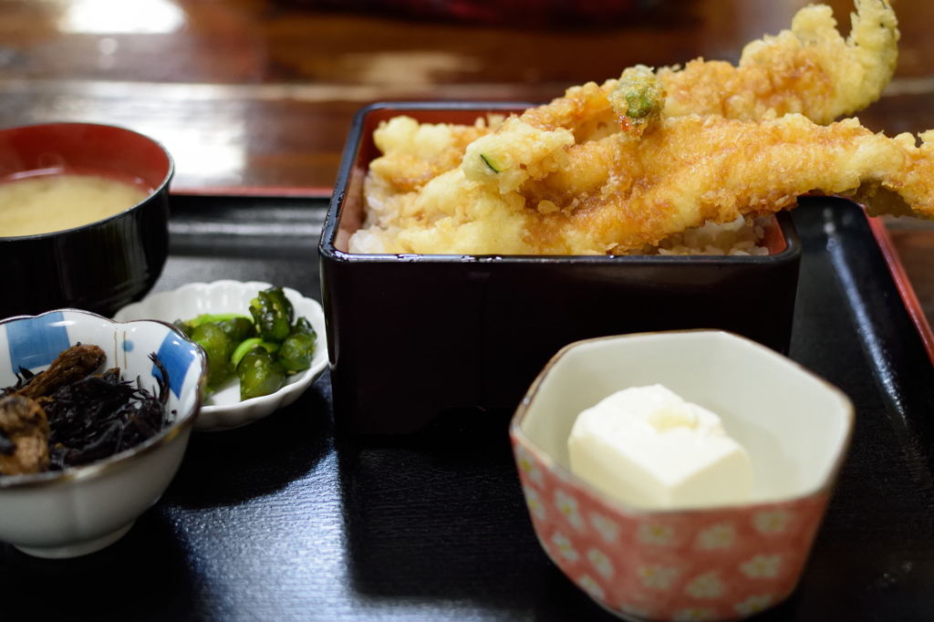 あな重定食