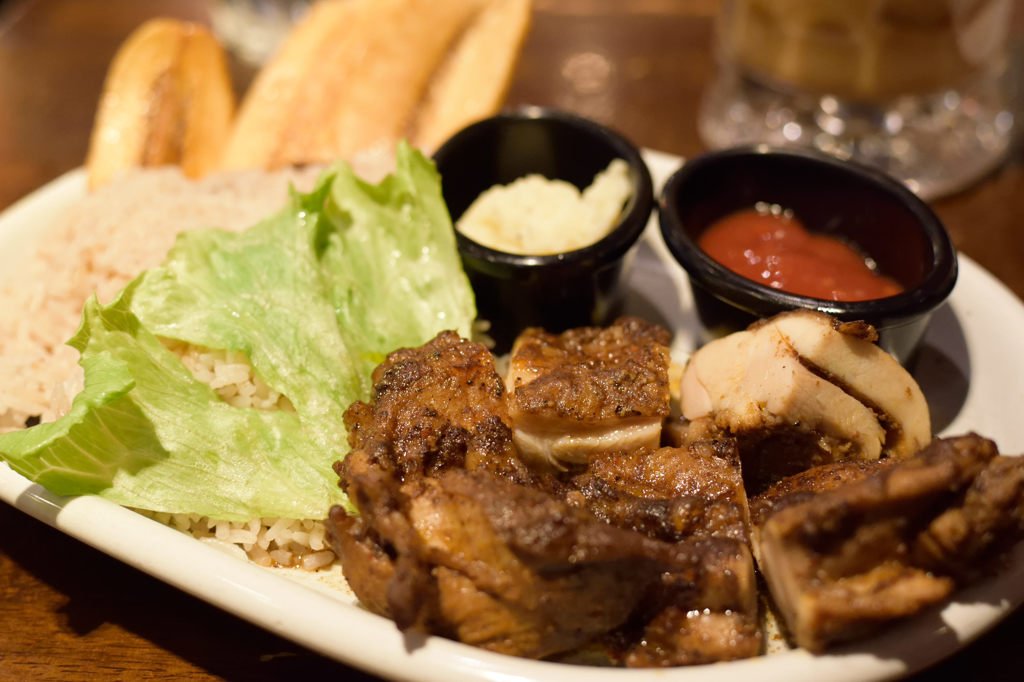 ランチ　ジャークチキンライス