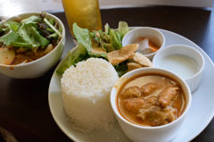 今日のランチ　タイカレー