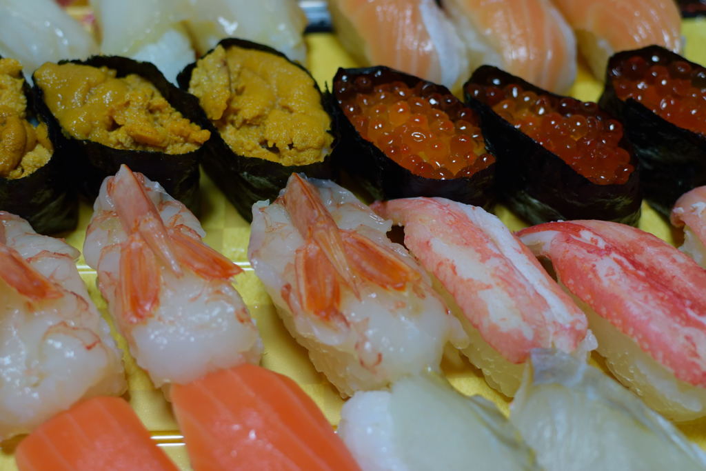 スーパーのお寿司
