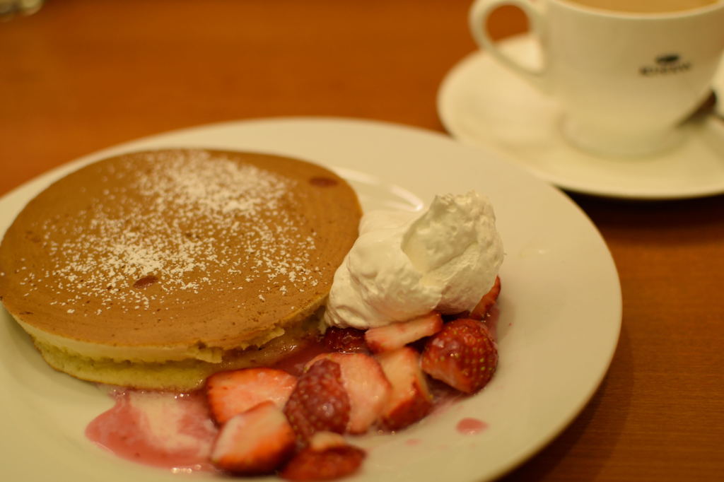 いちごのホットケーキ