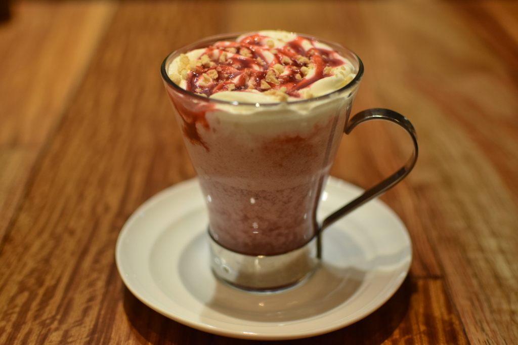 CAFE YOSHINO　いちごラテ