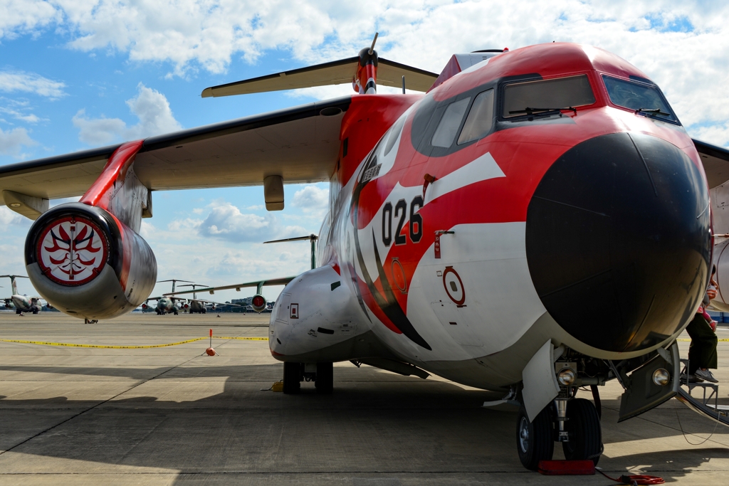 第２輸送航空隊創設６０周年記念塗装機　２