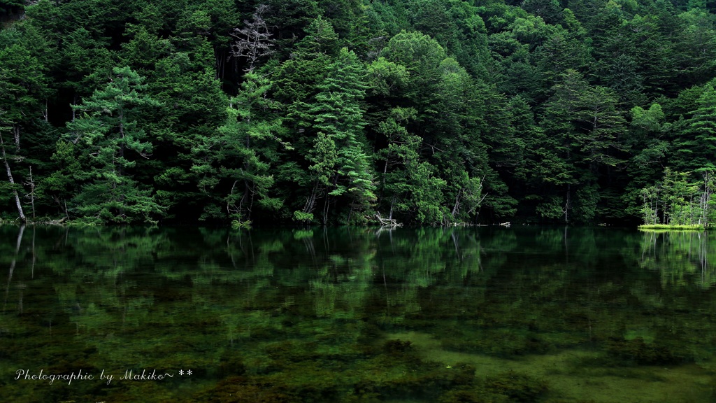 明神池にて