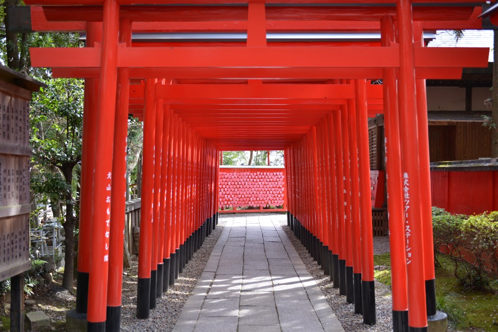 鳥居とハート