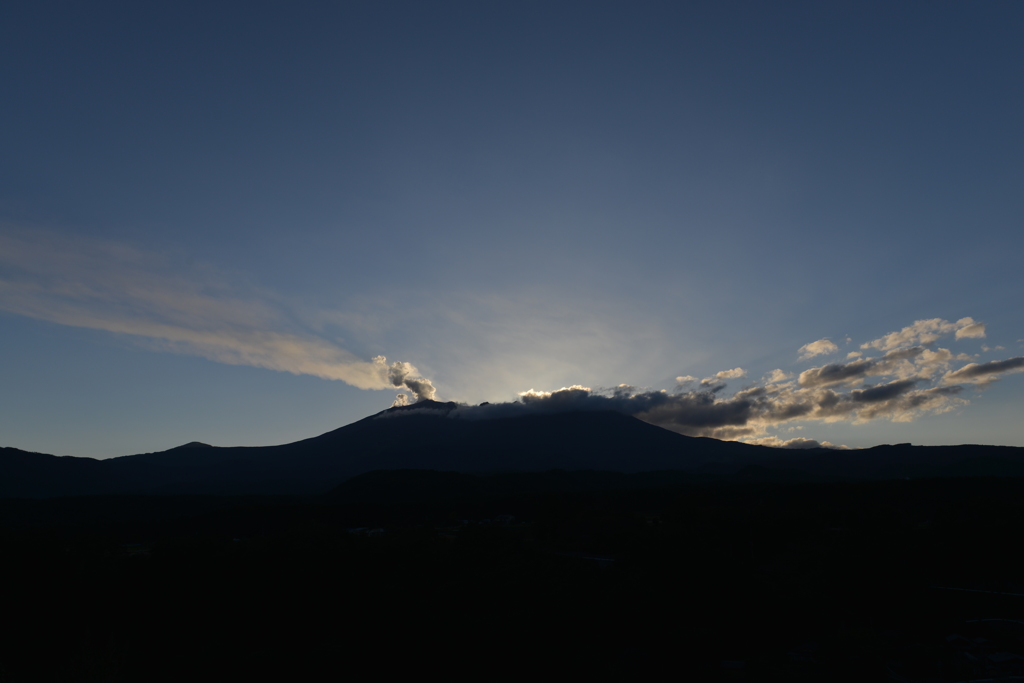 夕陽　御嶽山　①