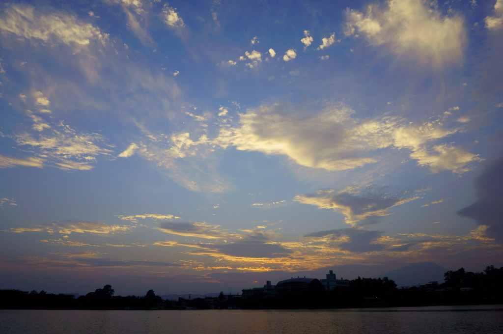 爽快な夕景