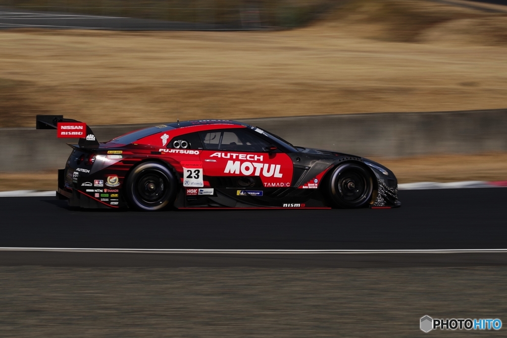 MOTUL AUTECH GT-R