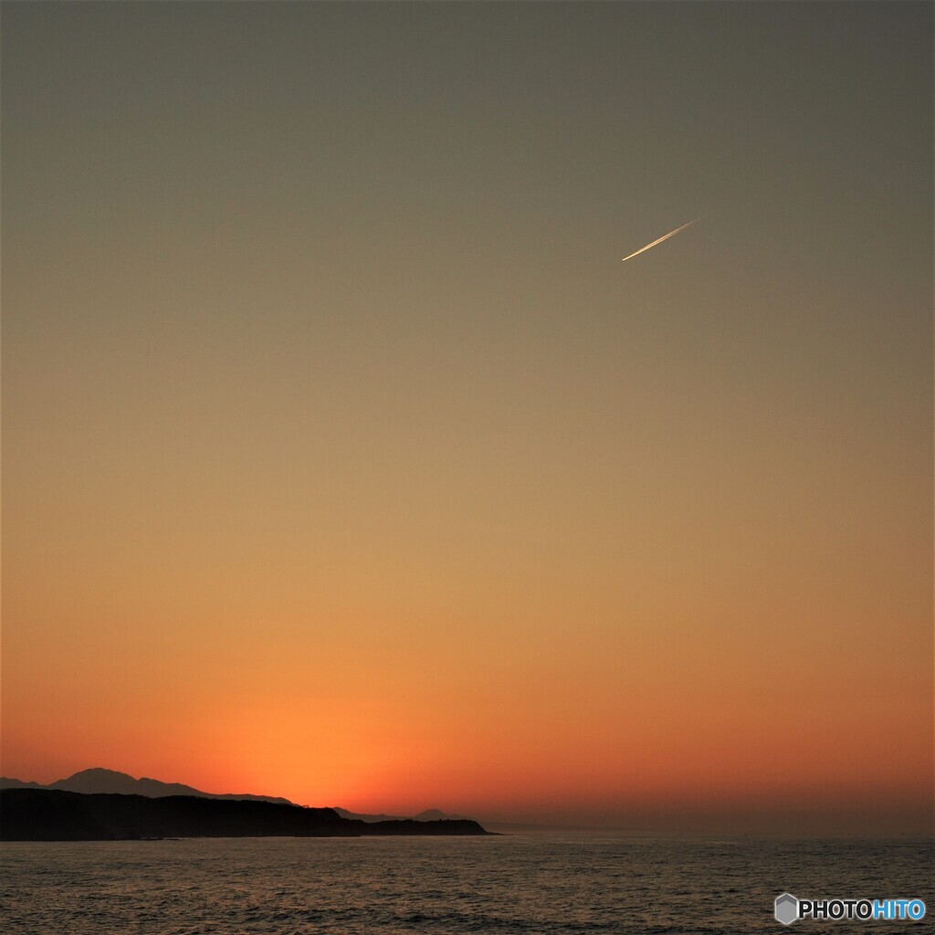 夕暮れの流れ星？