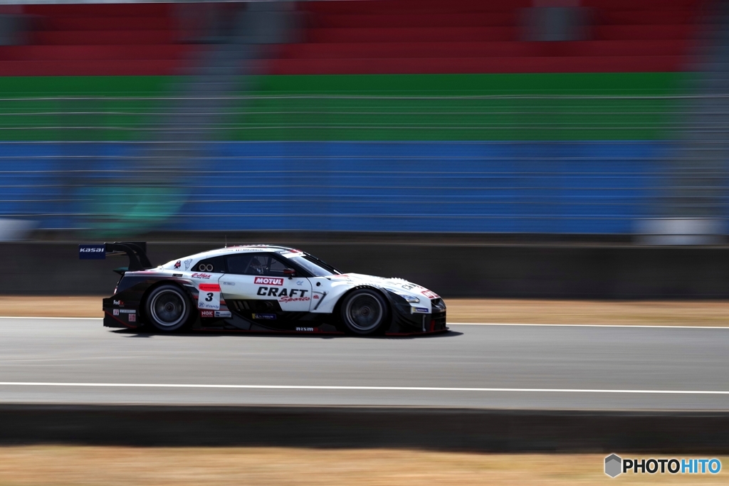 CRAFTSPORTS MOTUL GT-R