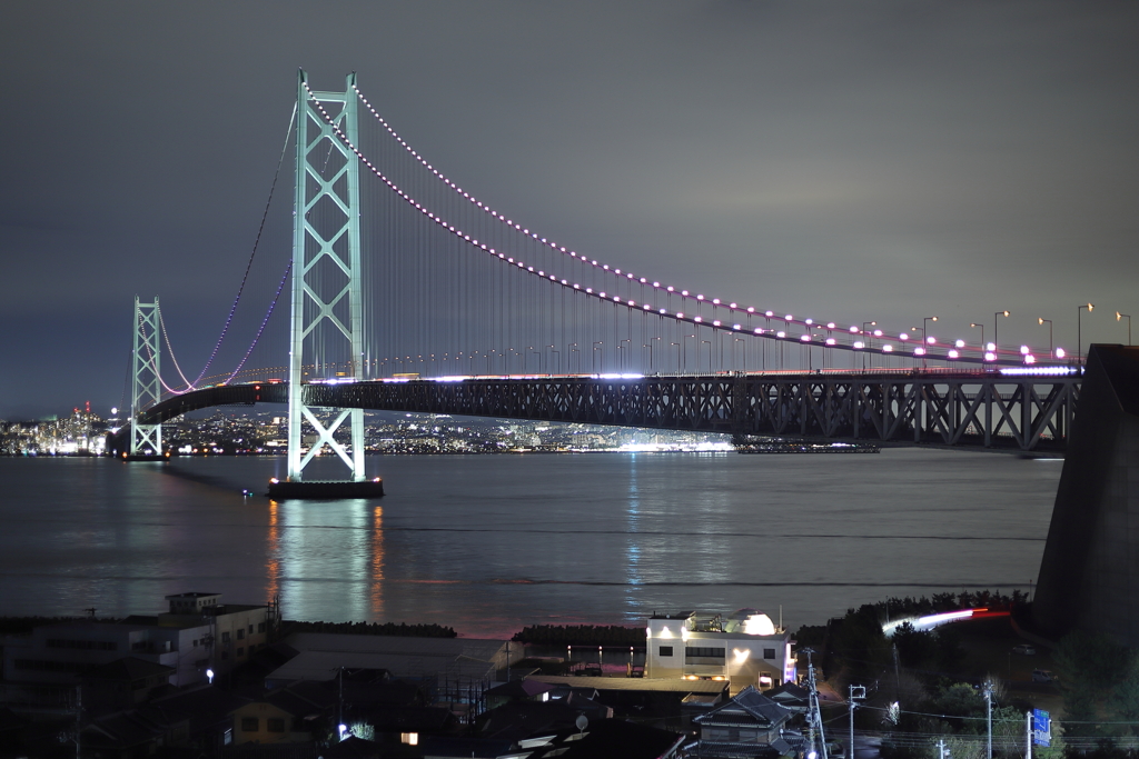 海峡の夜