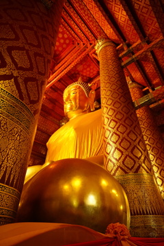 黄金仏像