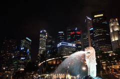 都会のマーライオン