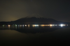 夜の山中湖