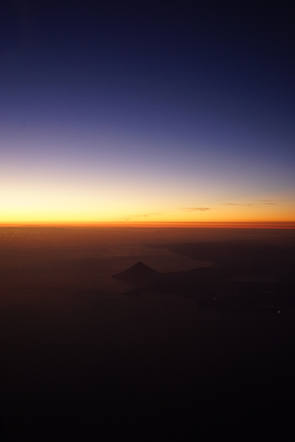 夕焼けの開聞岳