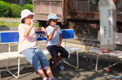 名水に・・・（忍野八海にて）