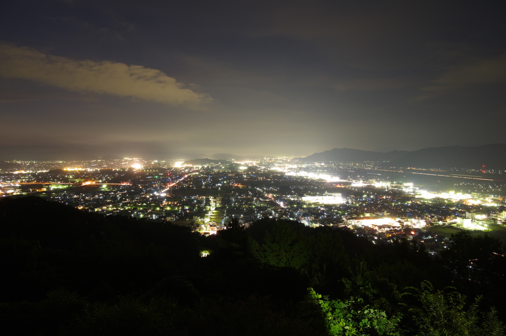 村国山から見る越前市の夜景