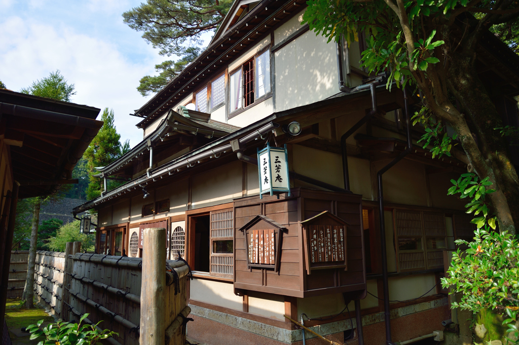 兼六園内