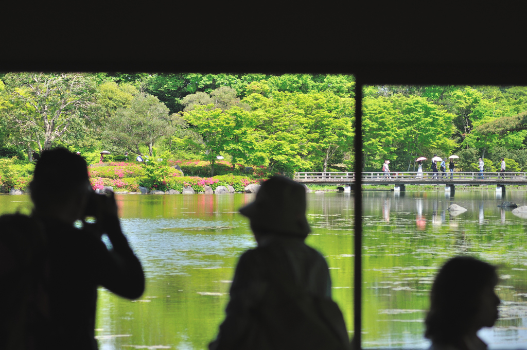 額中の庭園
