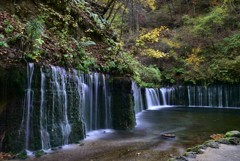 静かな秋の流れ