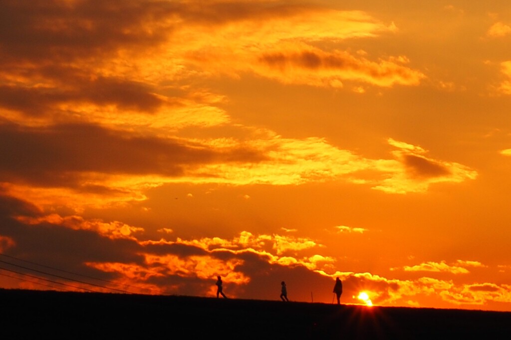 夕陽ととも