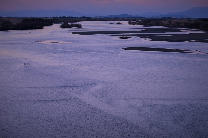 利根川夕情