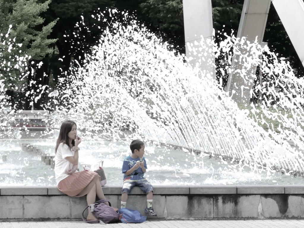 ランチタイムは噴水の前で