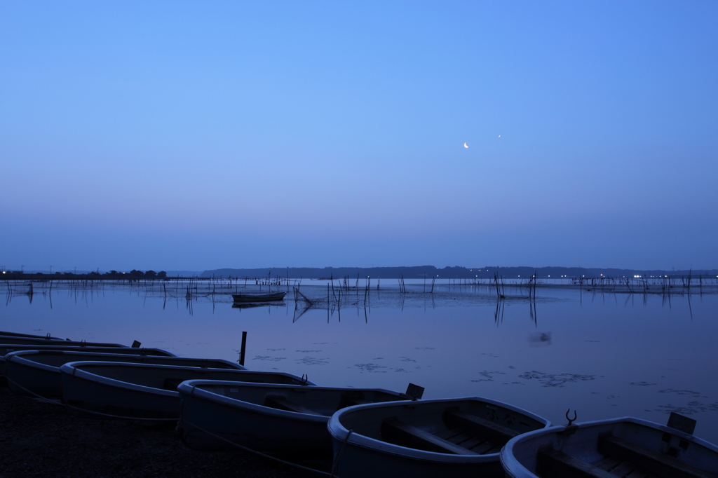 印旛沼の夜明け