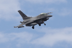 F-16