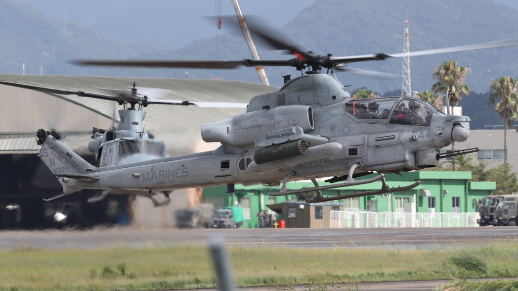 AH-1