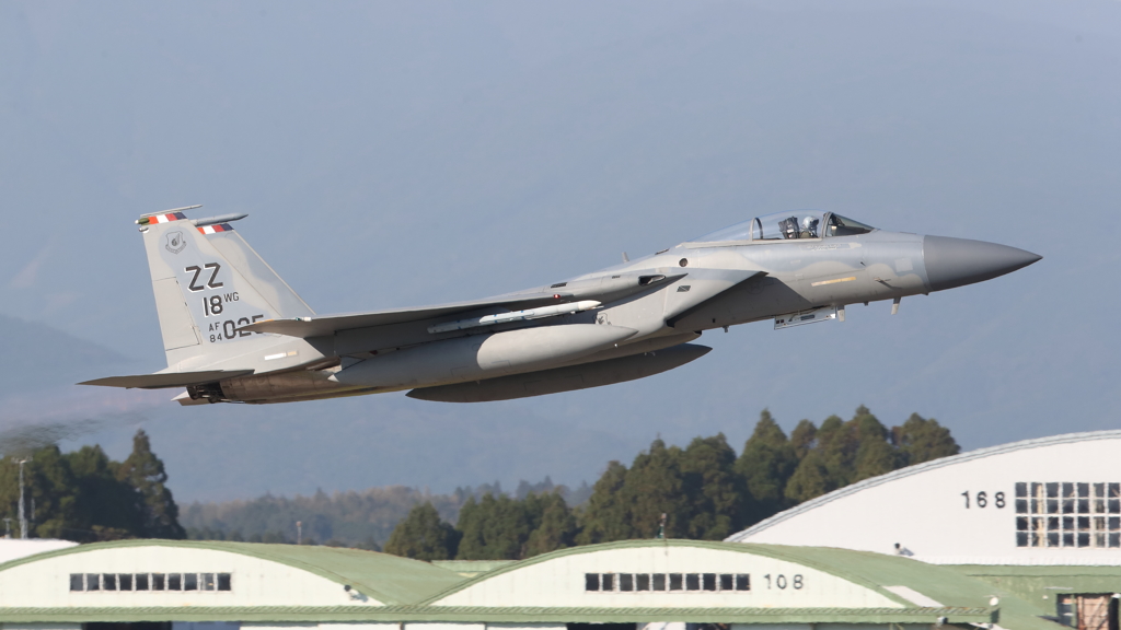 ZZイーグル司令機　新田原基地520