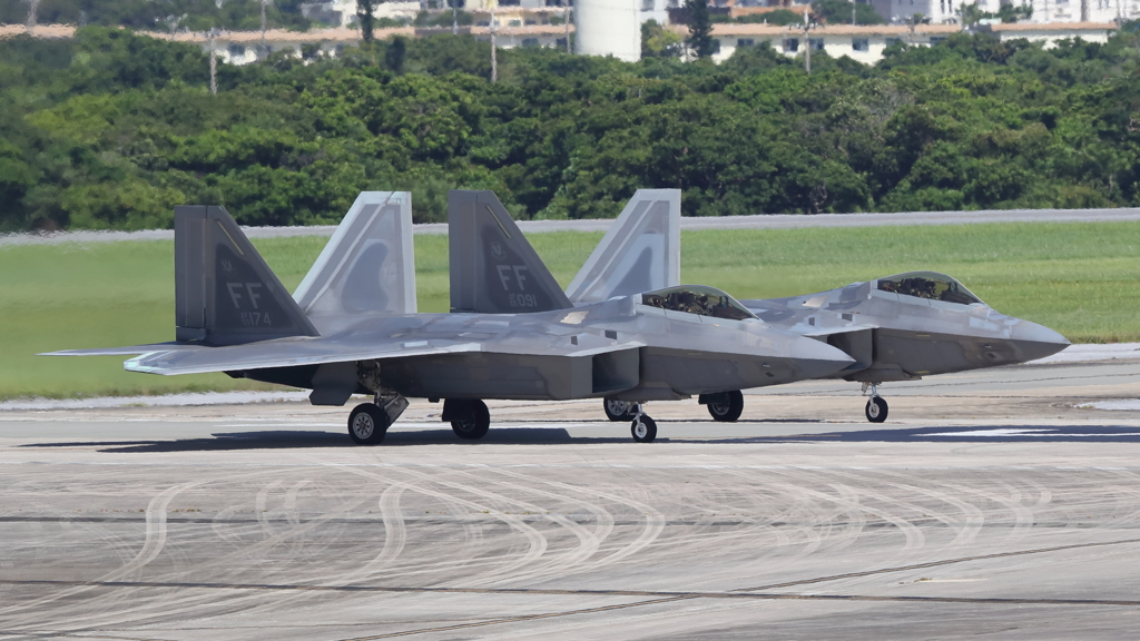 F-22