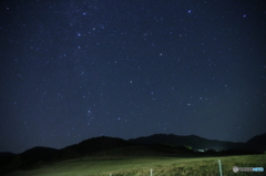 丘の上の星景