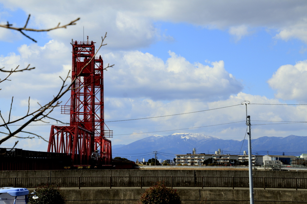 　昇開橋＆雪の天山　２