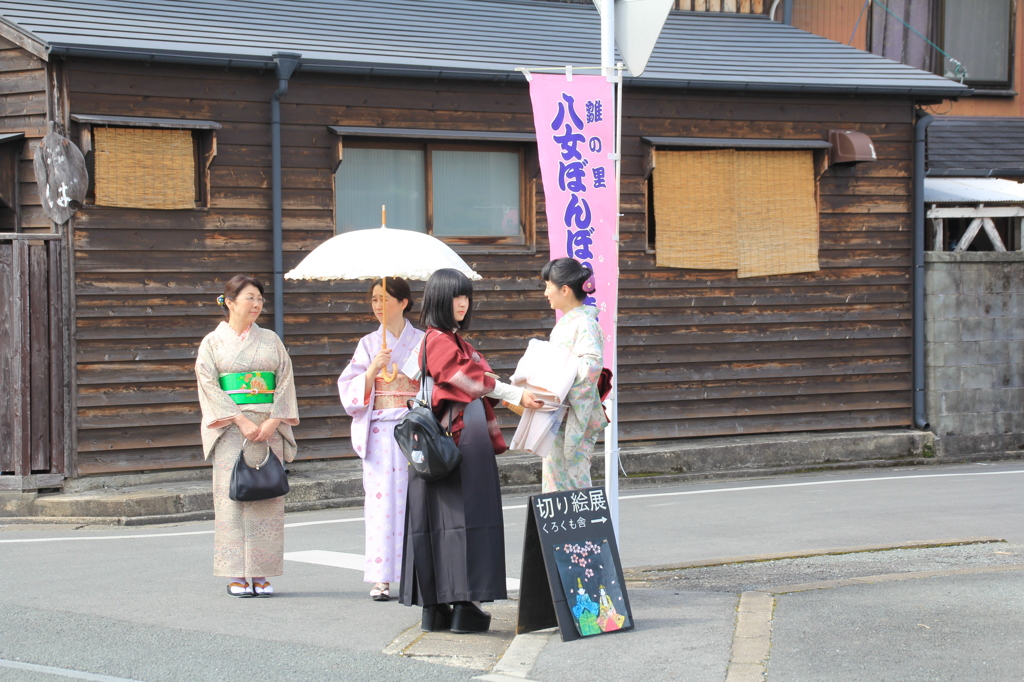 　和服でめぐる八女のまち