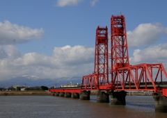 　昇開橋＆雪の天山