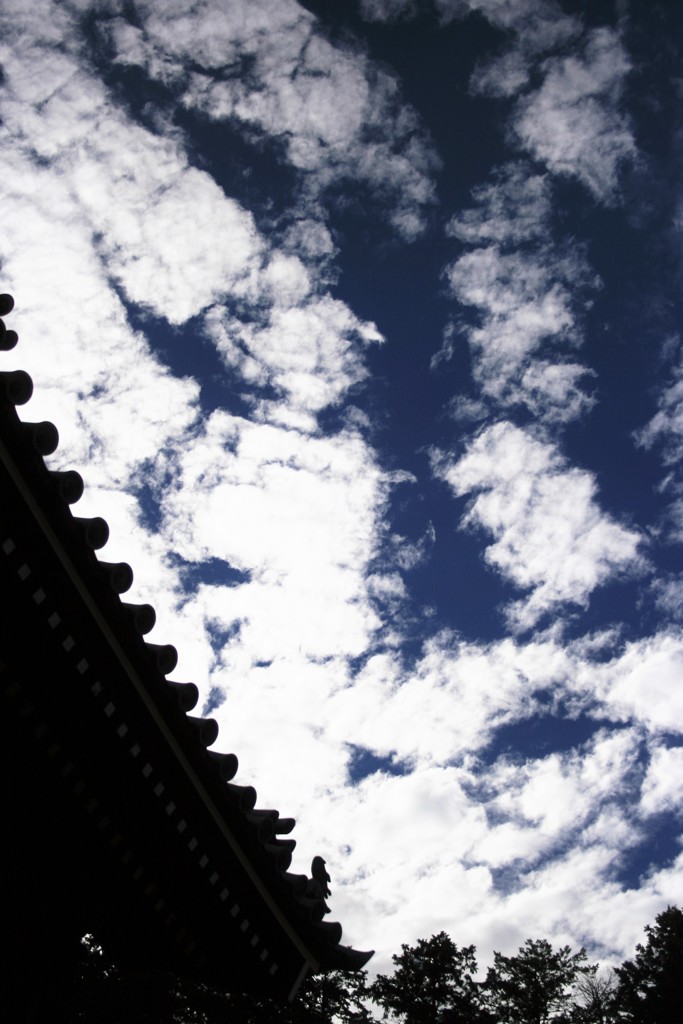 葛城古道　古寺の空