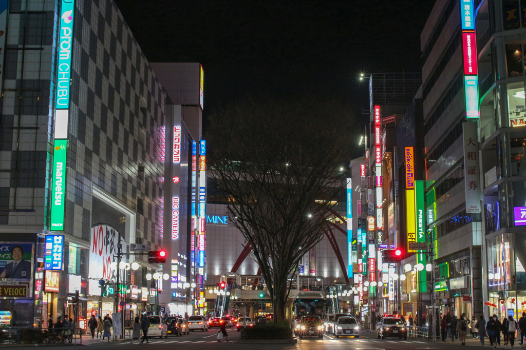 立川駅北口の夜景