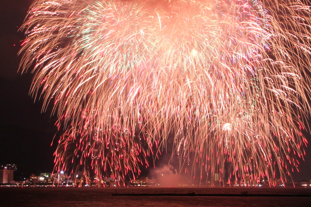 諏訪湖祭湖上花火大会⑮