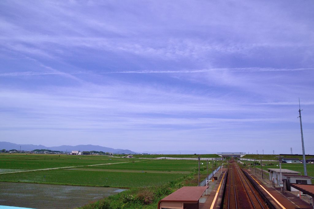 日曜日の無人駅