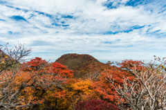 南峰への登りから北峰